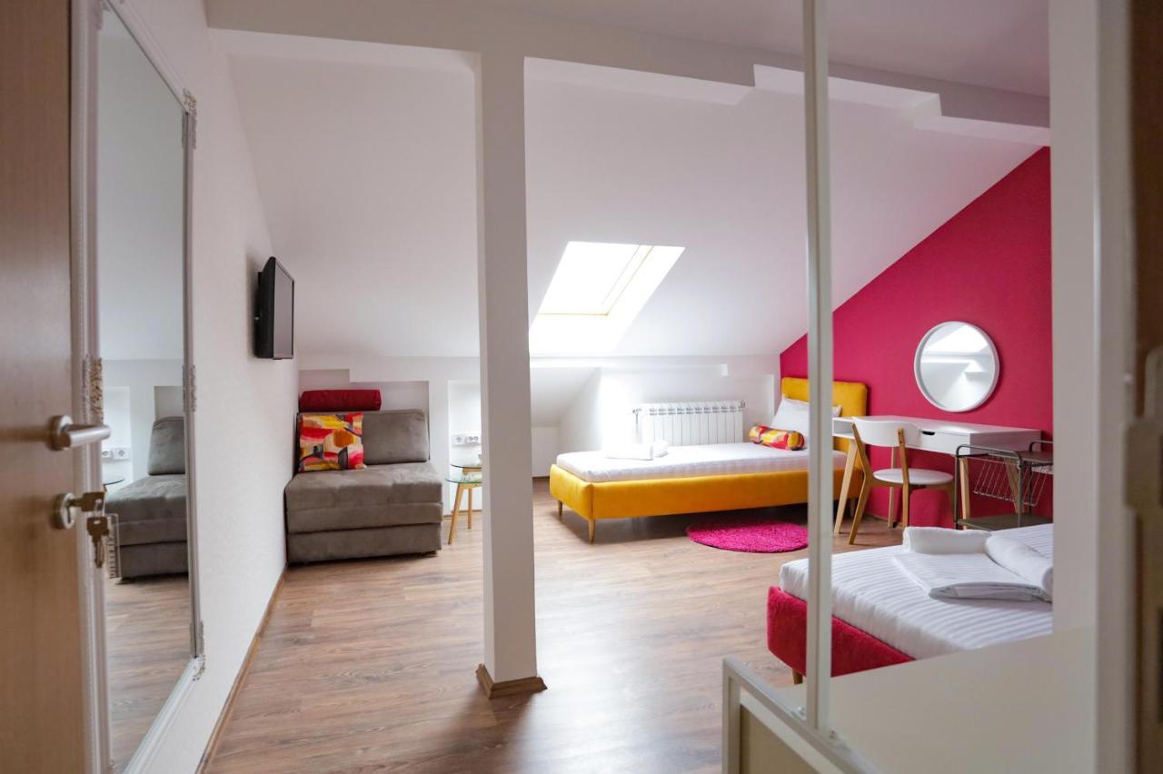 Different Apartments Nis Bagian luar foto