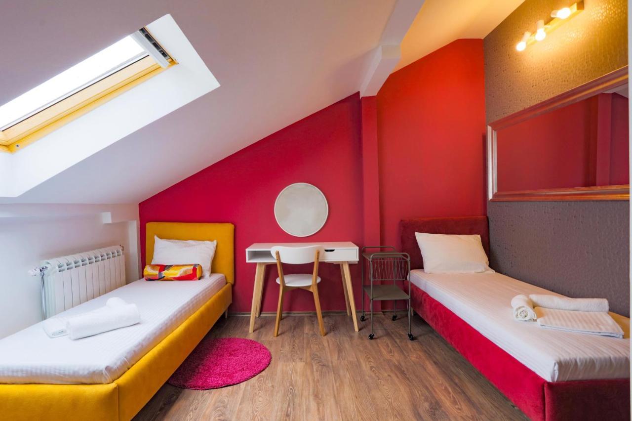 Different Apartments Nis Bagian luar foto