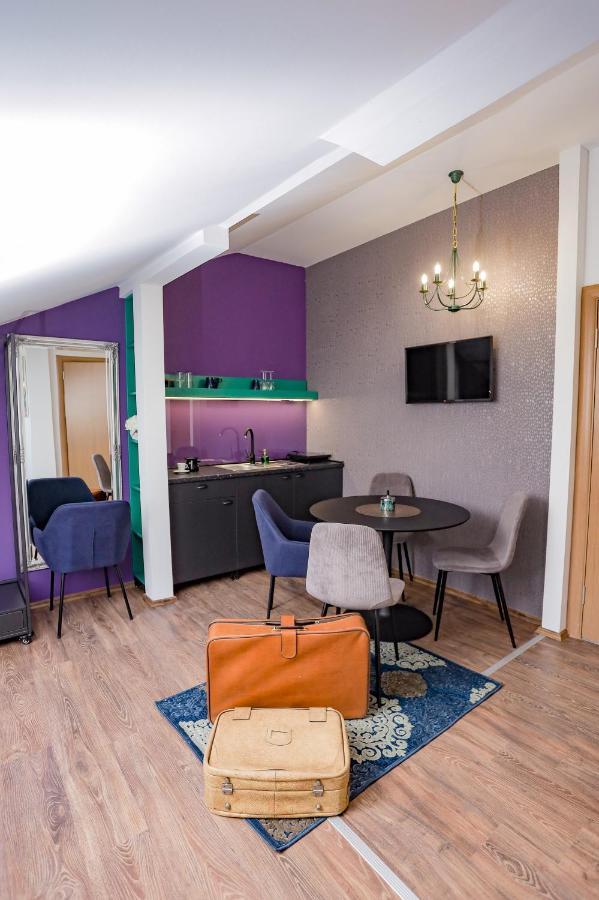 Different Apartments Nis Bagian luar foto