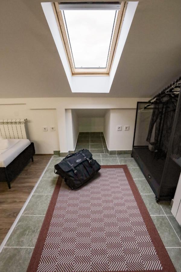 Different Apartments Nis Bagian luar foto